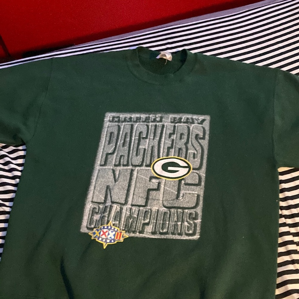 Pretty good condition tags are worn but no stains tears or visible wear